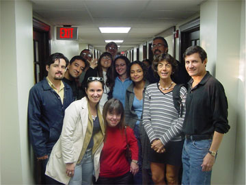 Bolaos con estudiantes graduados 2003